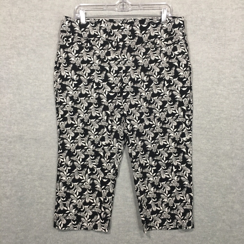 Christopher Banks Signature Slimming 12 Capri Pants Black White Floral Pockets
